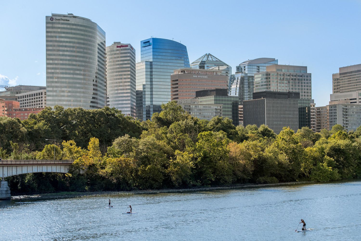 Local parks nearby including Theodore Roosevelt Island